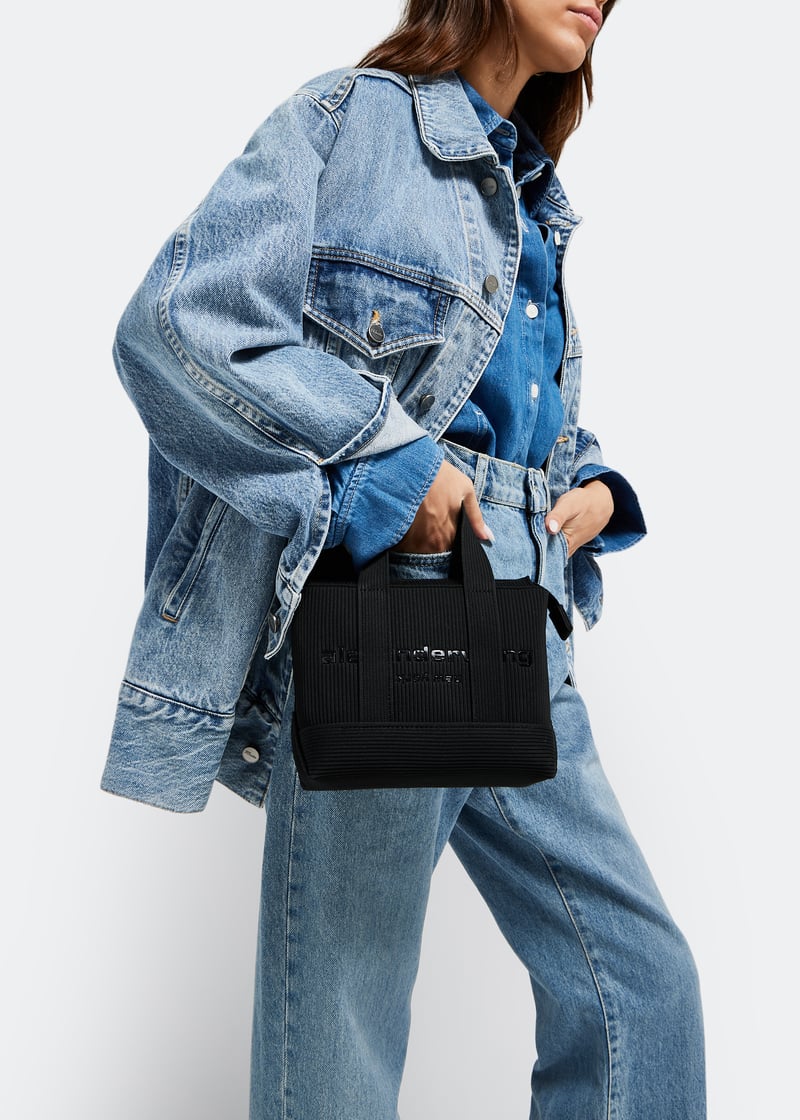 トートバッグ Alexander Wang FW25 RYAN SMALL BAG (20424K41T 458A) ryan small bag in ribbed knit in ASPHALT/BLACK | alexanderwang®
