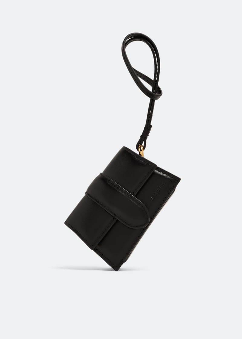 スマホケース・テックアクセサリーその他 JACQUEMUS 'Le porte Bambino' AirPods case Black Jacquemus Le Porte Bambino AirPods Case | Black | FARFETCH GE