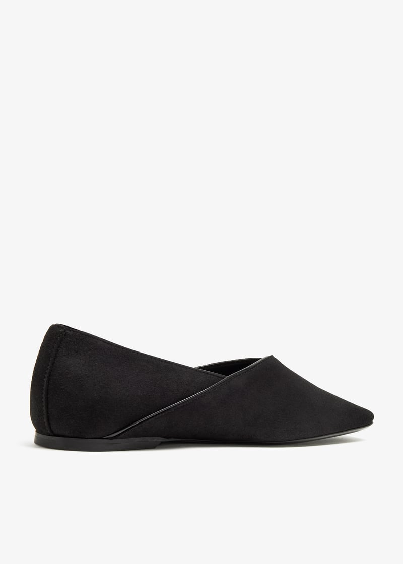 トーテムスウェーデン Toteme The Everyday Flat Ballerinas The Everyday Flat suede ballet flats in beige - Toteme
