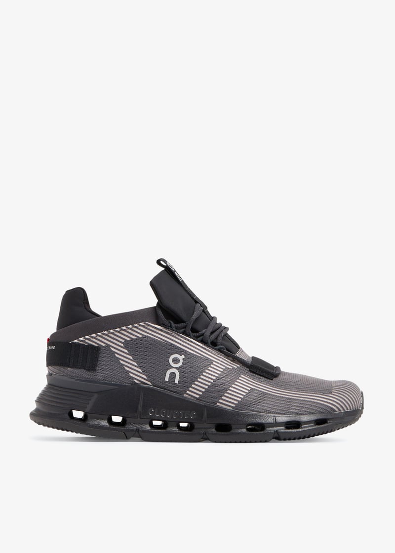 NOV On Cloudnova Void sneakers for Women - Black in Qatar