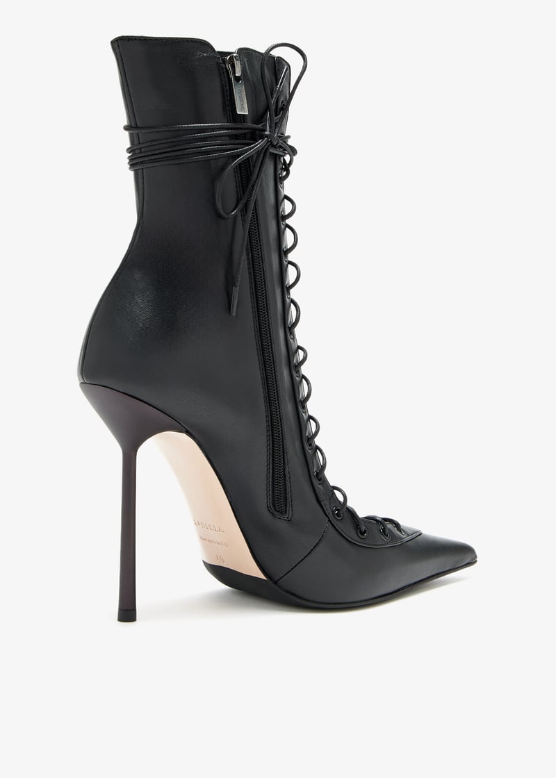 Le Silla Colette boots for Women - Black in Kuwait | Level Shoes
