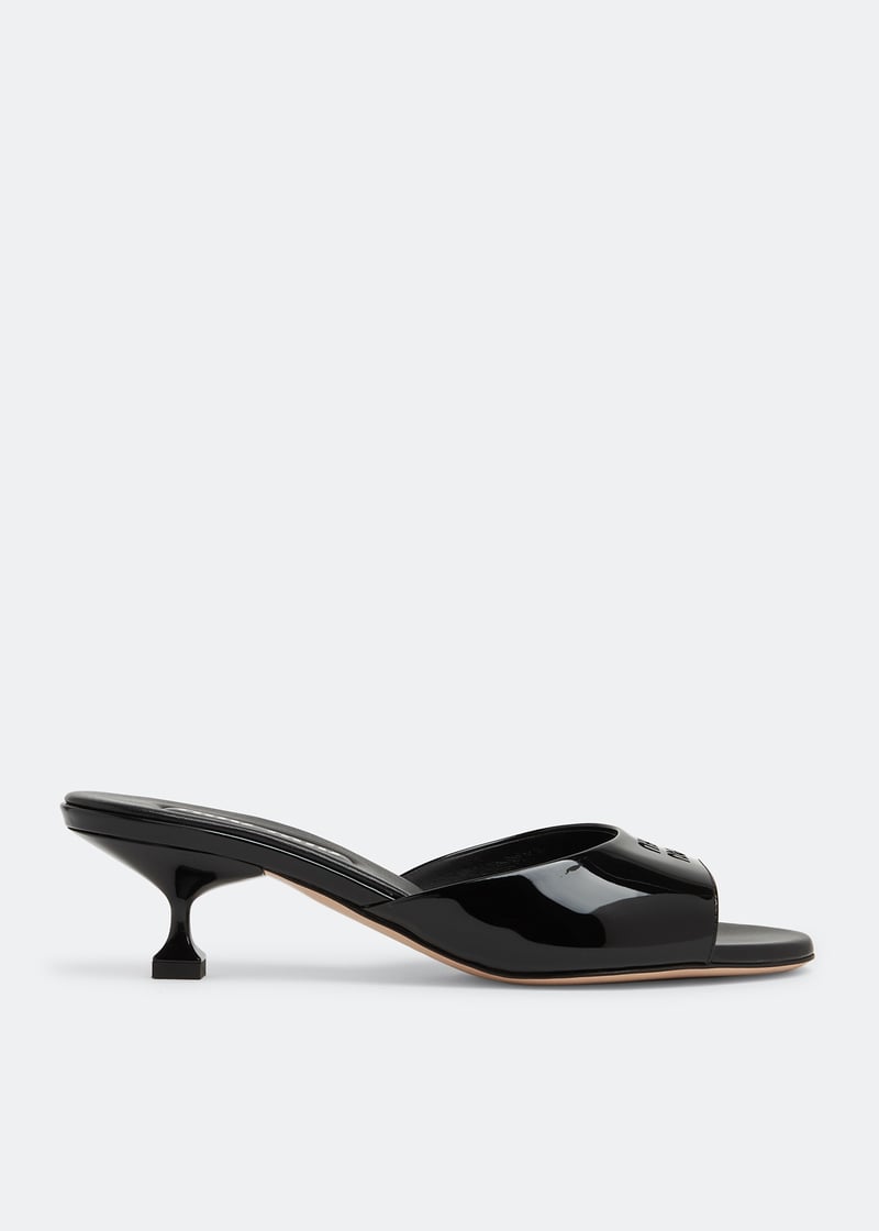 シューズ・サンダルその他 MIU MIU Woman Heeled sandals Black 5X342E069 F0002 Miu Miu Logo Detailed Slip-On Sandals Black (Women's