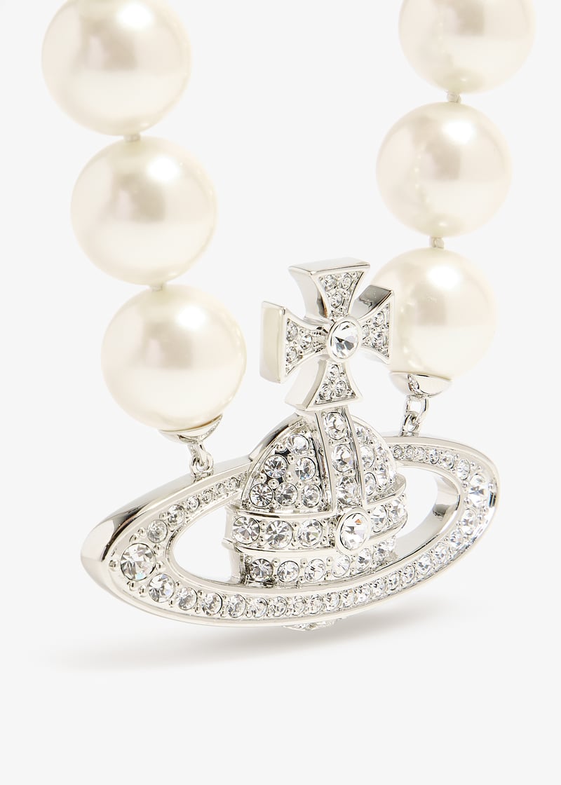『Vivienne Westwood』ネックレス NEYSA NECKLACE 63010110 Vivienne Westwood Neysa necklace for Women - White in UAE