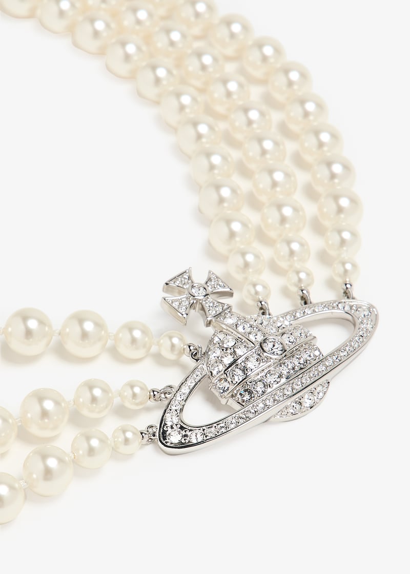 Vivienne Westwood Three row pearl bas relief choker for
