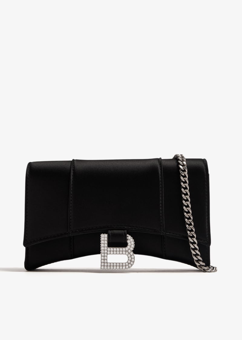 25SS new/BALENCIAGA Hourglassチェーンウォレット Wallet Black Balenciaga Hourglass Leather wallet-on-chain | Black | FARFETCH