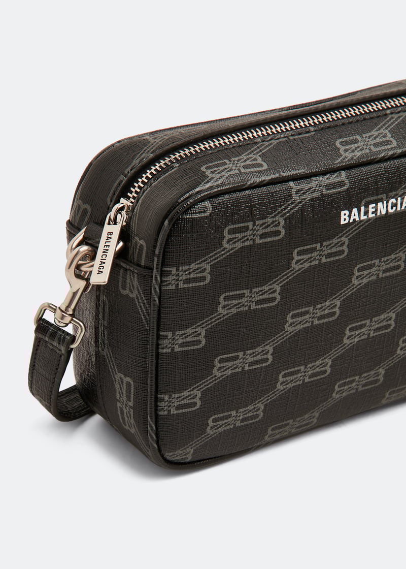新品未使用 balenciaga signature camera bag S Balenciaga Signature small camera bag for Women - Printed in
