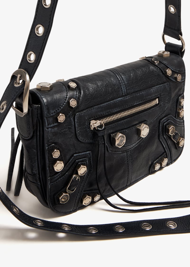 【VIPセール】BALENCIAGA LE CAGOLE XS フラップバッグ WMNS) Balenciaga Le Cagole Xs Flap Bag With Piercings 'Black