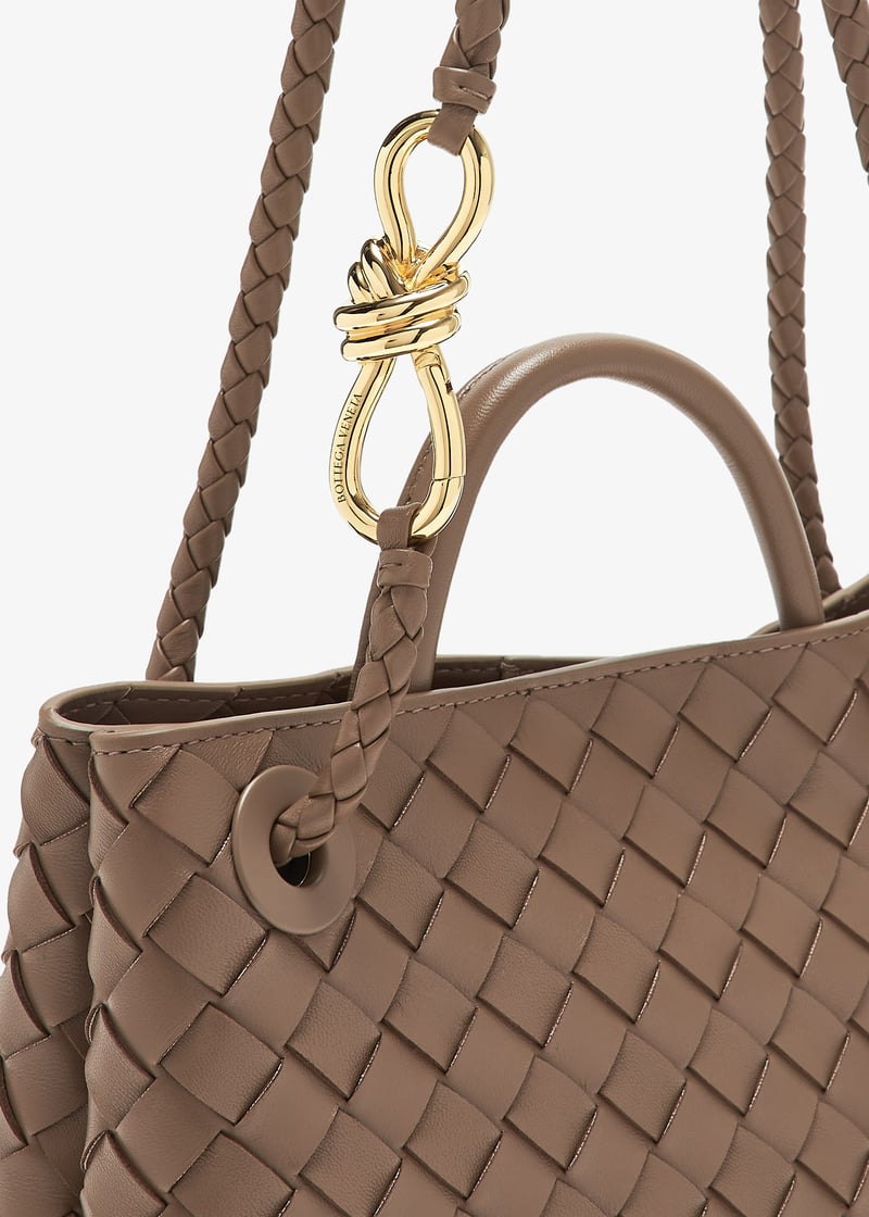 【関税込み】Bottega Veneta カーキ Alfie ミュール Bottega Veneta: カーキ Alfie ミュール | SSENSE 日本