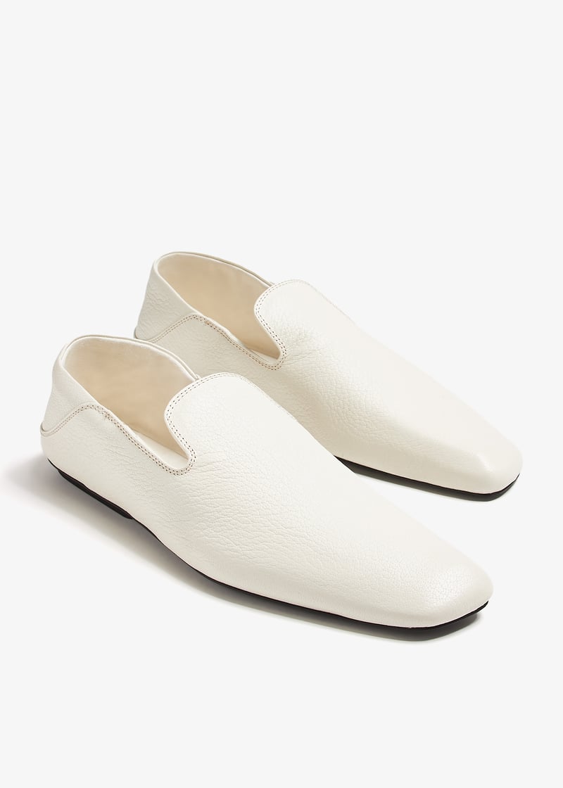 期間限定出品‼️OFF-WHITE COMFORT LEATHER SLIPPER Bottega Veneta Leather slippers for Women - White in UAE