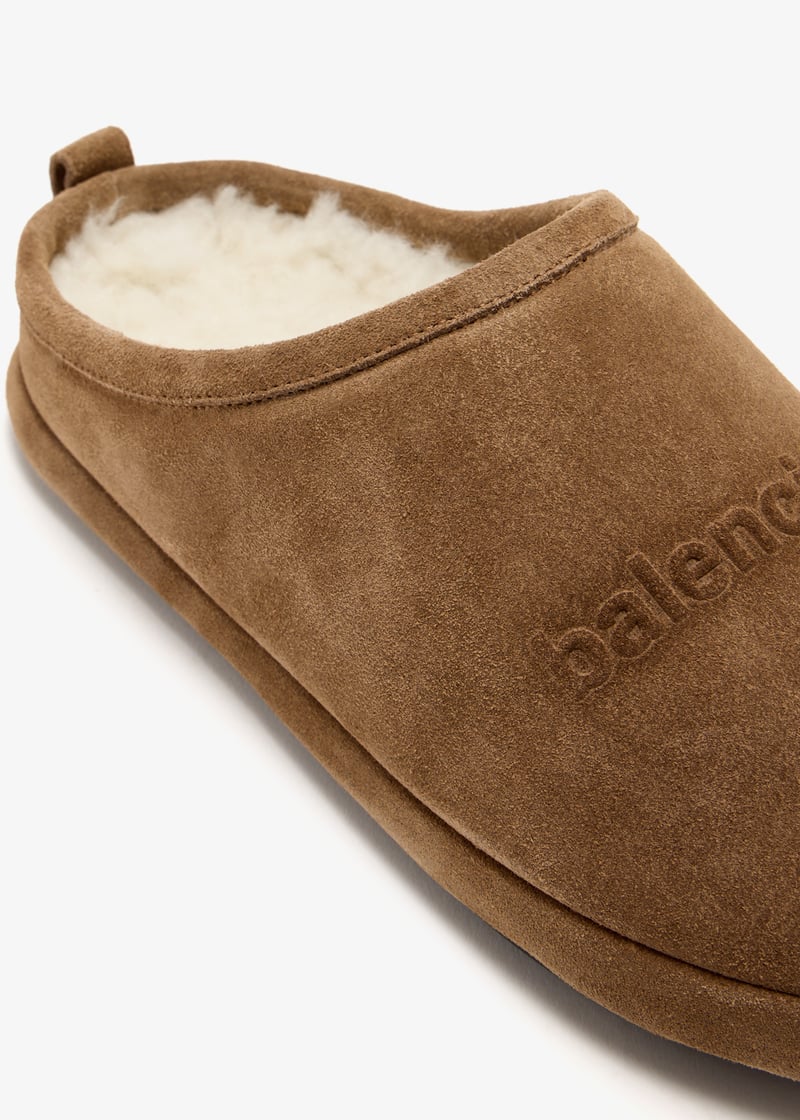 【BALENCIAGA】アラスカスエードスリッパ Balenciaga Balenciaga Alaska slipper | Grailed
