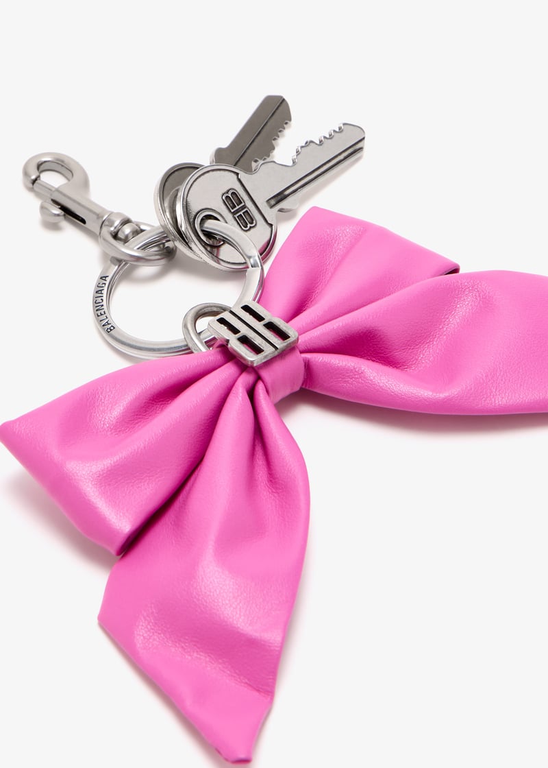 送料込+BALENCIAGA+Clemence Bow チャーム/キーリング Women's Clémence Bow Charm/keyring in Pink | Balenciaga GB