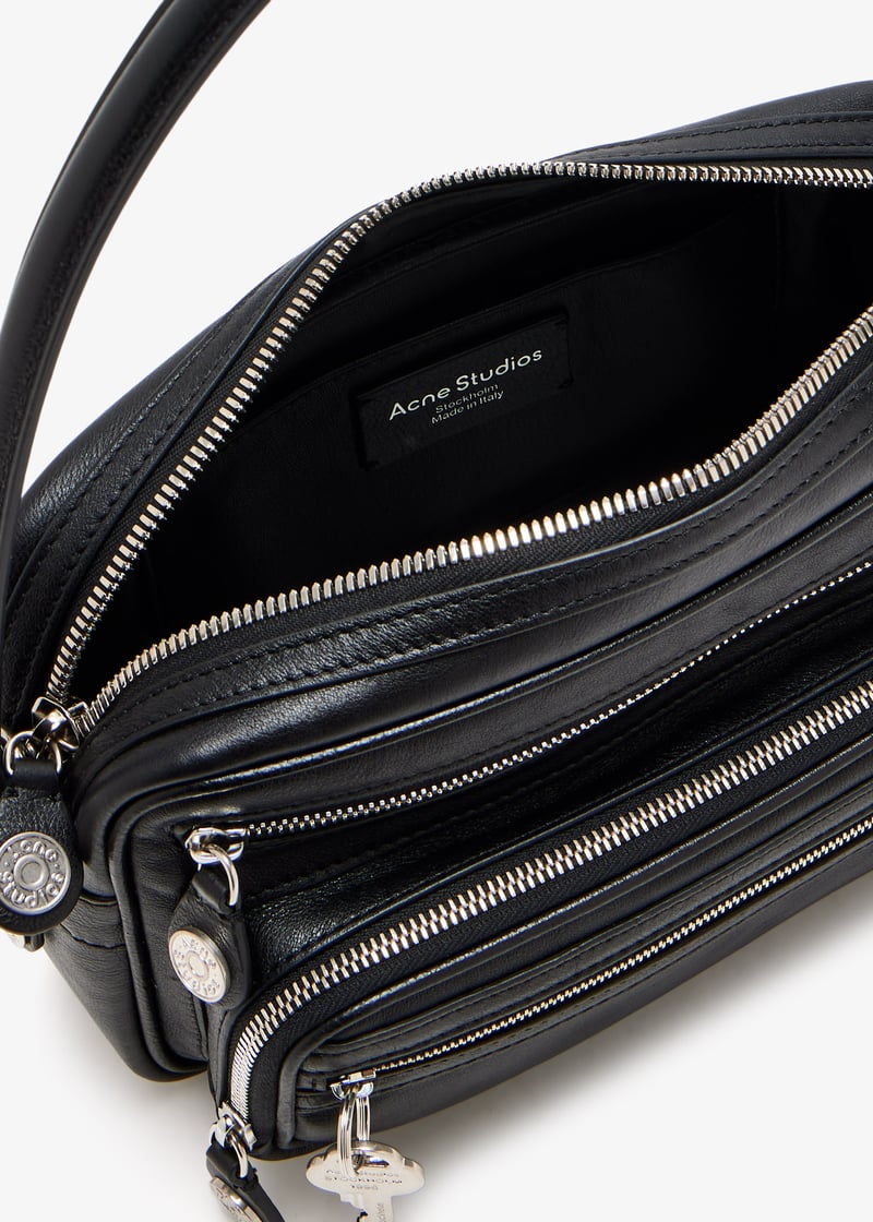 Acne Studios カメロハティショルタハック C10240 295 Acne Studios - Cameroスモールショルダーバッグ - コニャック