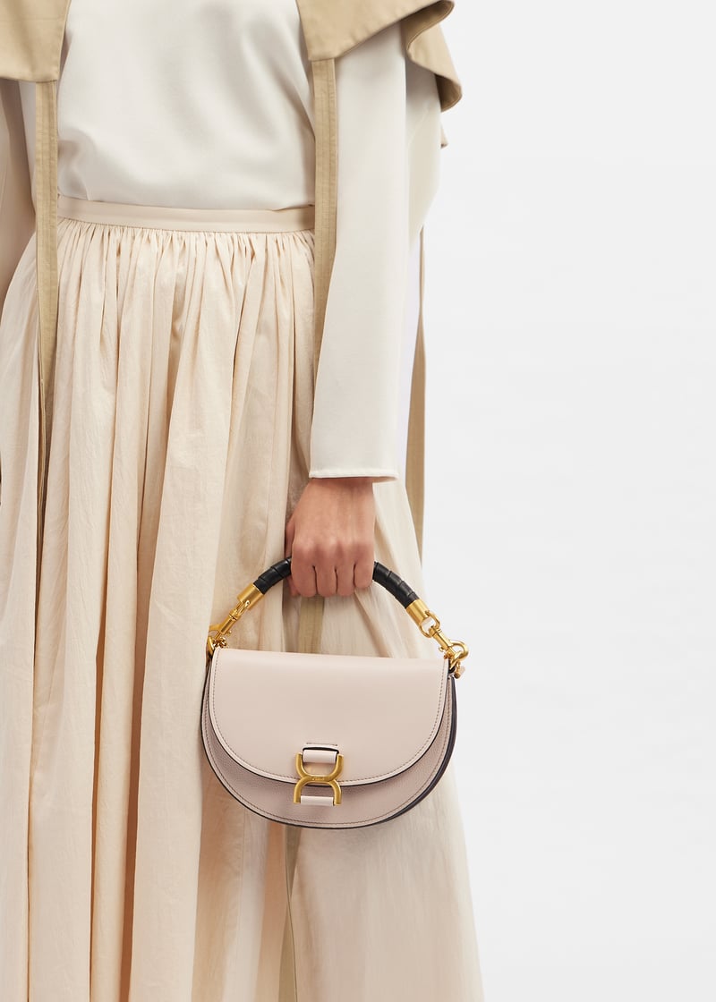 Chloe マルシ ミティアム トトハック CHC24AS660N90 001 Chloé Nama Wedge Sneaker in Seedpearl beige | Chloé US