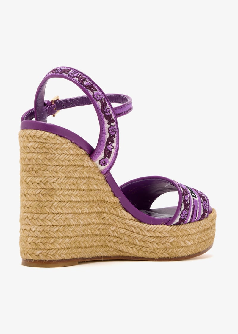 サンダル・ミュール DOLCE&GABBANA EMBROIDERY MAIOLICA PATTERN WEDGED SANDALS Dolce & Gabbana Majolica-Print 90mm Embellished Wedge
