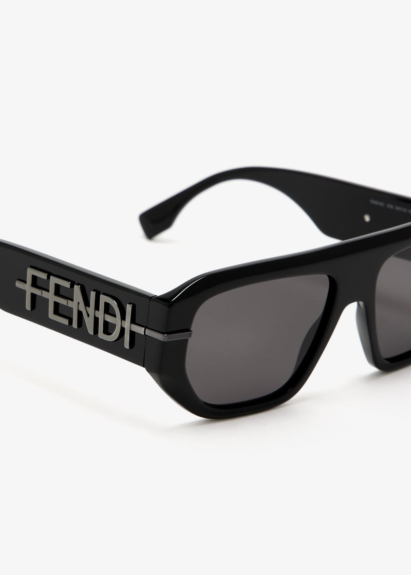 FENDI Fendigraphy Geometric sunglasses for Men - Black in