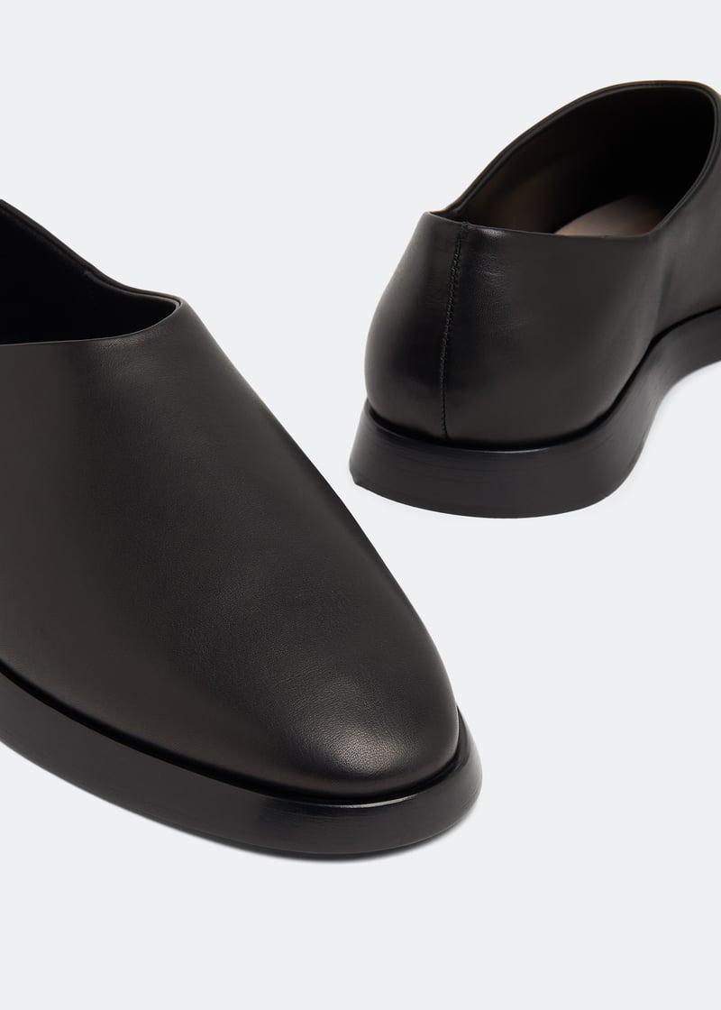 靴・ブーツ・サンダルその他 FEAR OF GOD | ETERNAL DRESS MULE BLACK FGE80-204FLT 001 Fear of God Eternal dress mules for Men - Black in Qatar