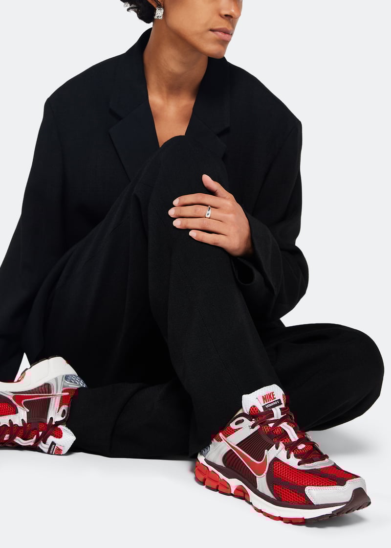 ナイキNike Vomero 5 'Mystic Red' Sneakers\