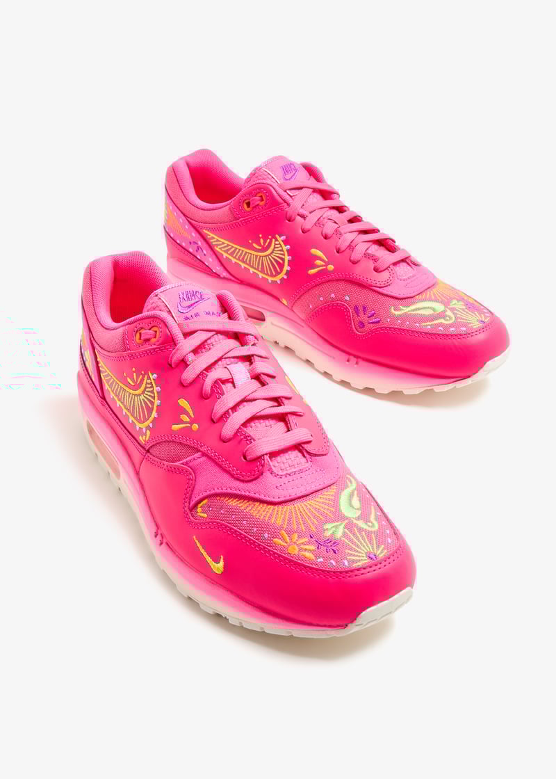 Nike Air Max 1 'Día de Muertos' sneakers for Men - Pink in