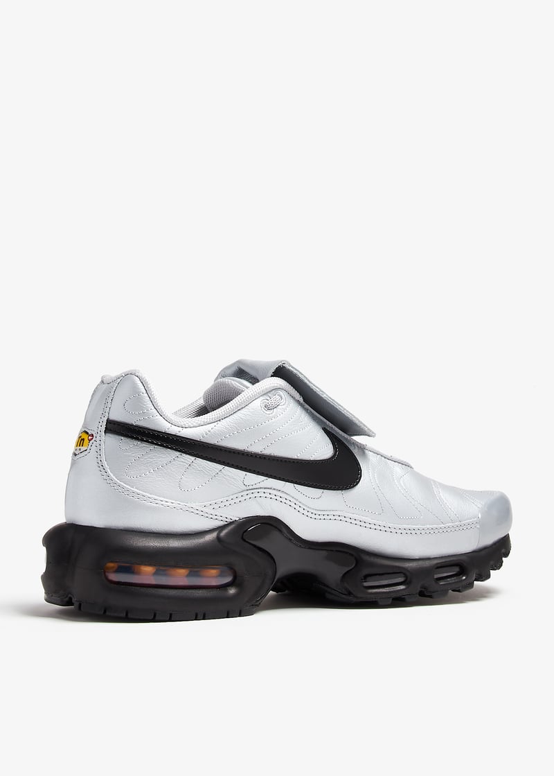 Nike Air Max Plus TNPO 'Wolf Grey' sneakers for Men - Silver