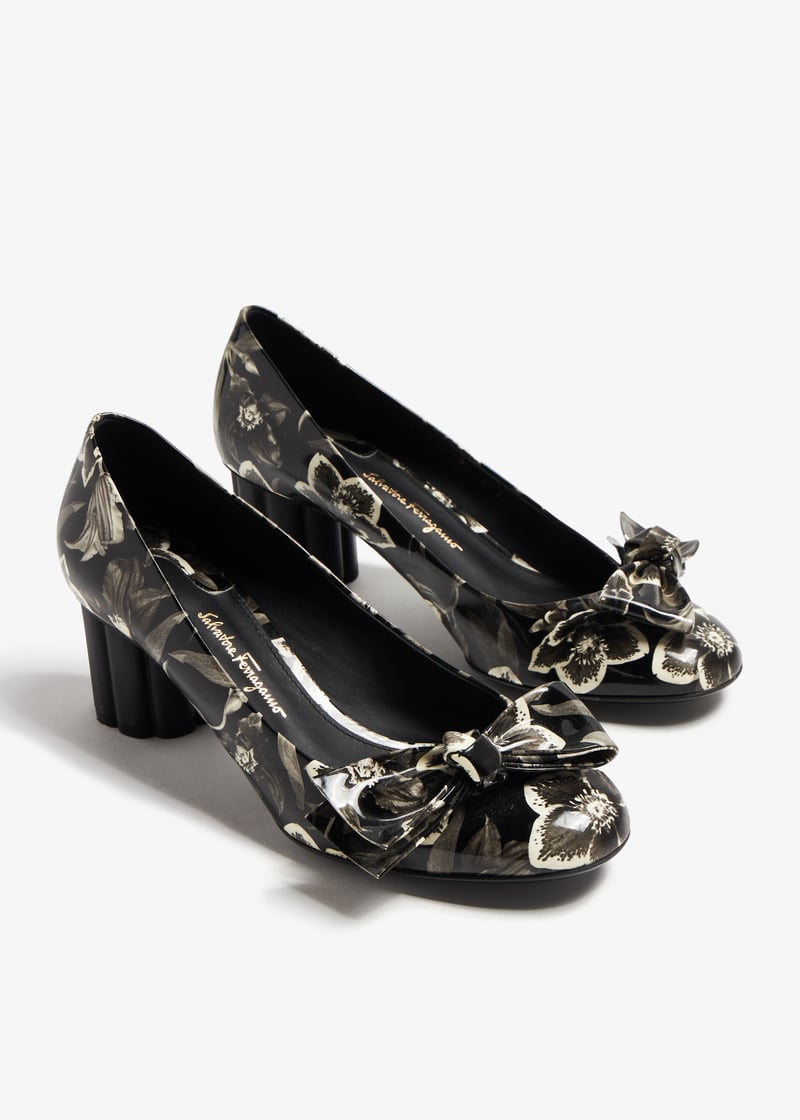 SALVATORE FERRAGAMO ハレリナフラット 01A181 7536571C SALVATORE FERRAGAMO ハレリナフラット 01A181 7536571C