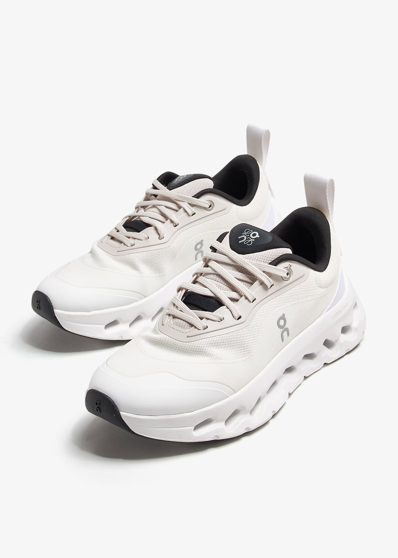 LOEWE Pre-Loved x On Cloudtilt 2.0 running sneakers for