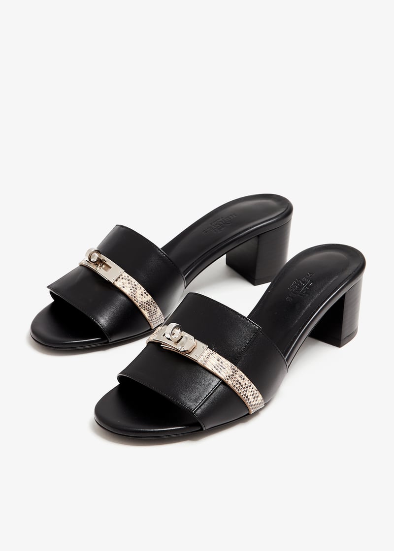 Hermès Pre-Loved Gigi 50 sandals for Women - Black in Qatar