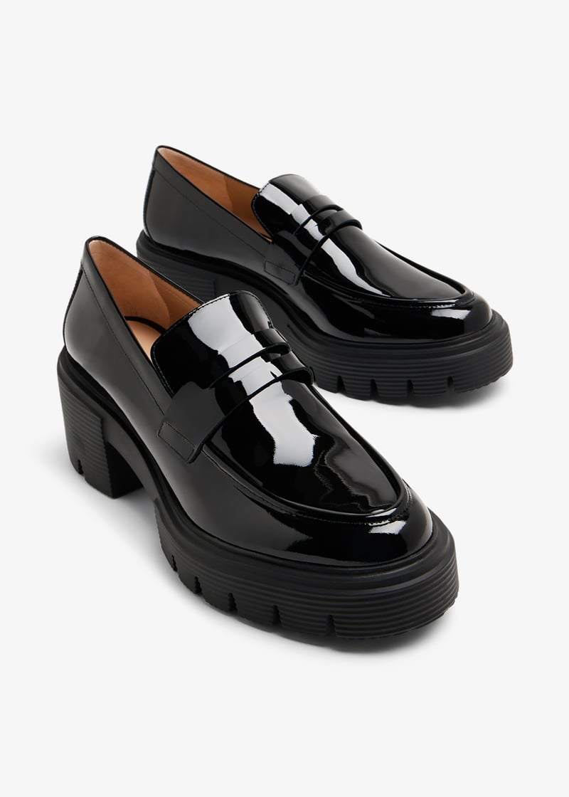 Stuart Weitzman Soho loafers for Women - Black in UAE