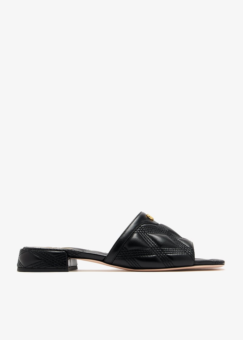Valentino Garavani Quiltie 67 flat sandals for Women - Black